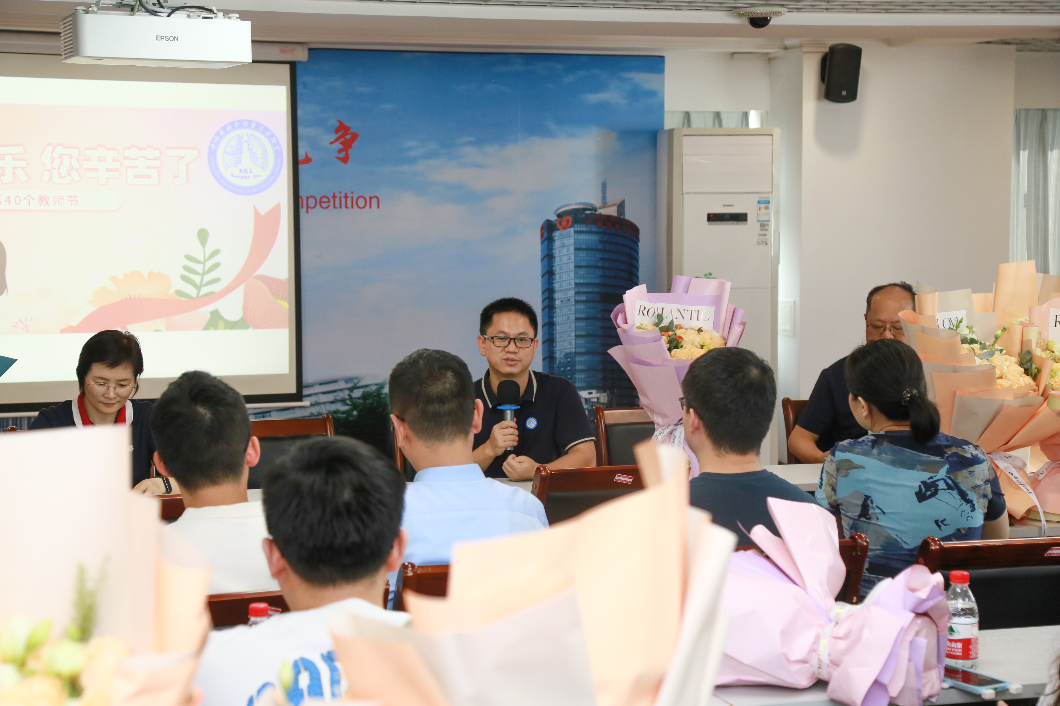 1757302306395985.jpg 1757302306395985.jpg